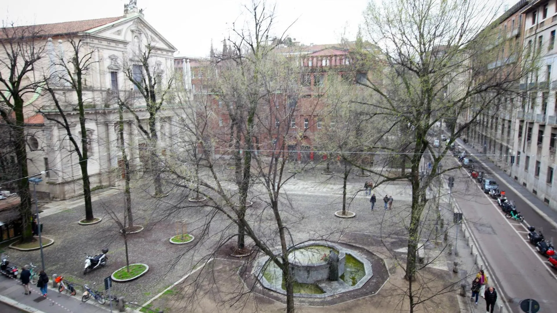 Moscova Open Space Close To Brera District Milan 0*,