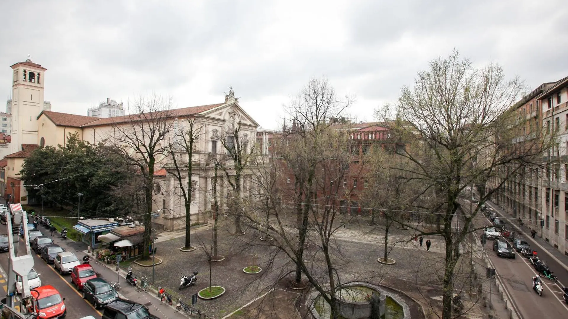 Apartment Moscova Open Space Close To Brera District Milan